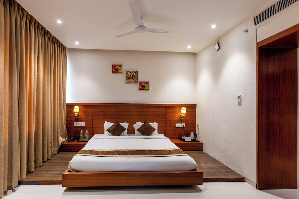 Superior Double Room, Garden View