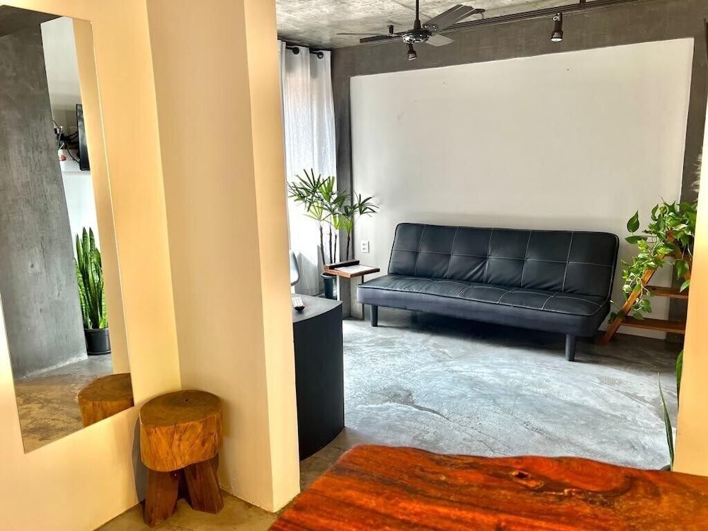 Basic Villa photo 1