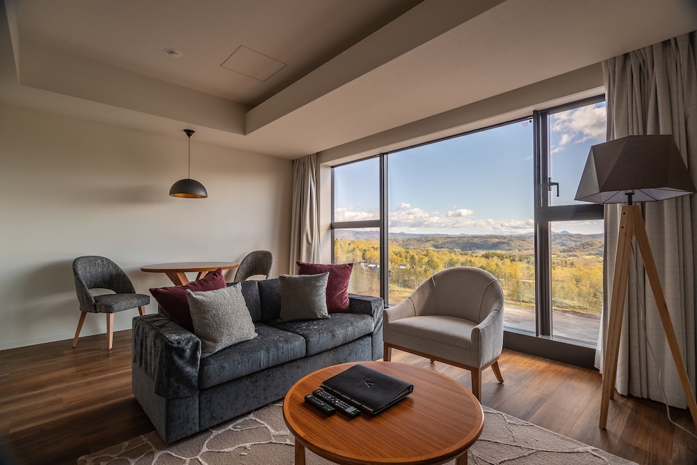 2 Bedroom Suite (Dual Key)