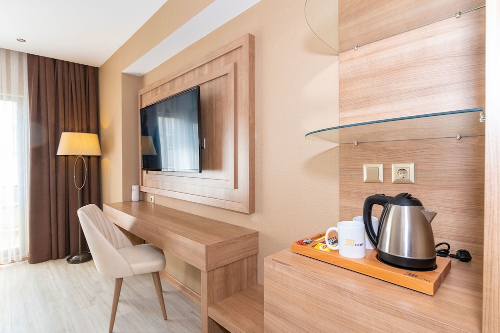 Superior Room, City View photo 2
