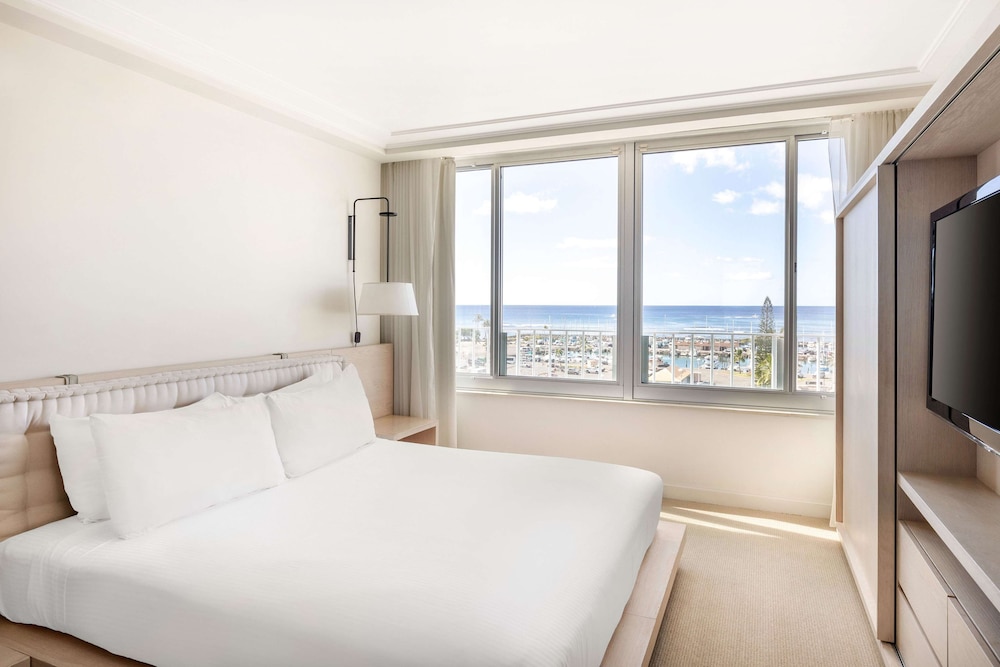 1 Bedroom Oceanfront King Premier Suite Blcny - Photo 1
