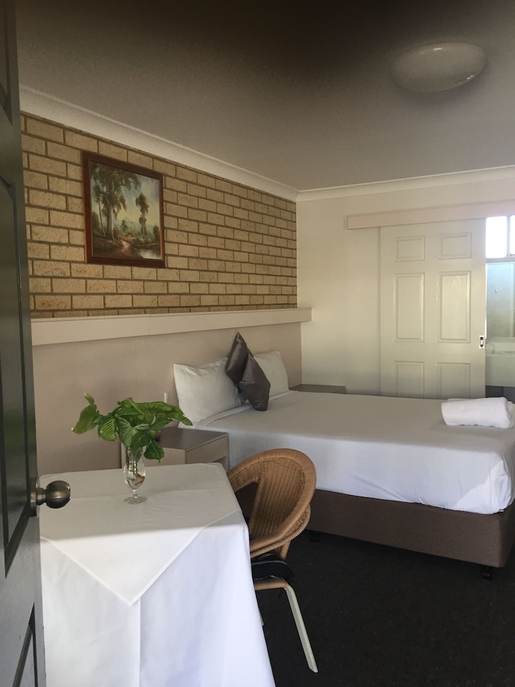 Standard Double Room photo 3