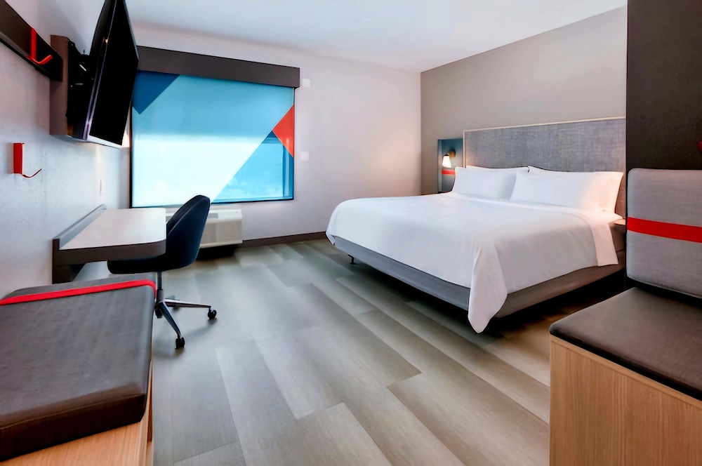 Room, 1 Queen Bed, Smoking photo 1