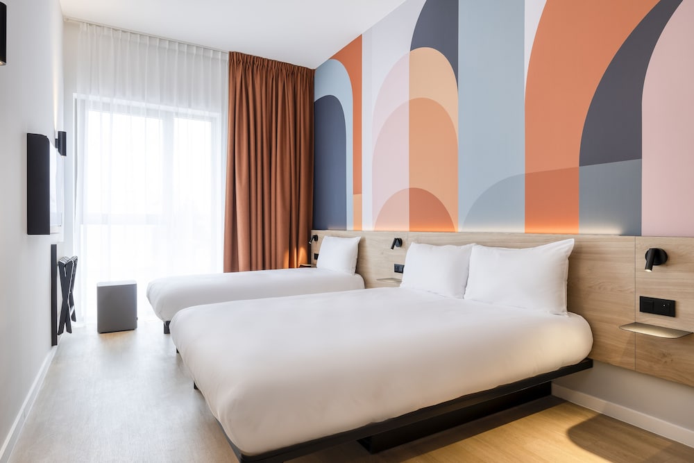 Triple Room, Accessible photo 3