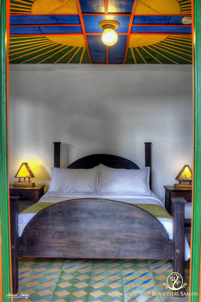 Traditional Room, 1 Queen Bed photo 2