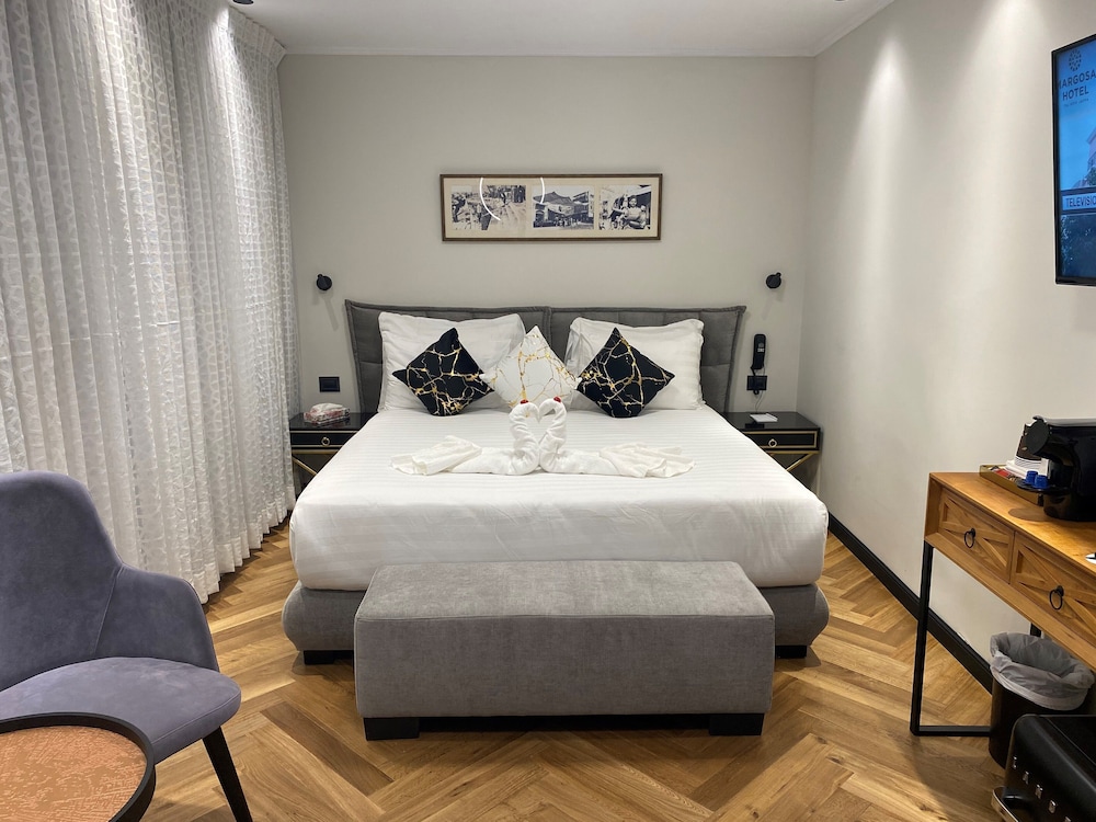 Luxury Room photo 2
