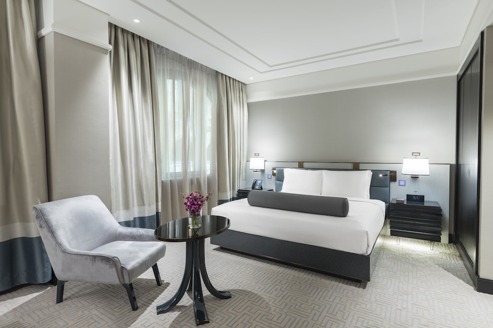 Executive Room, 1 King Bed photo 2