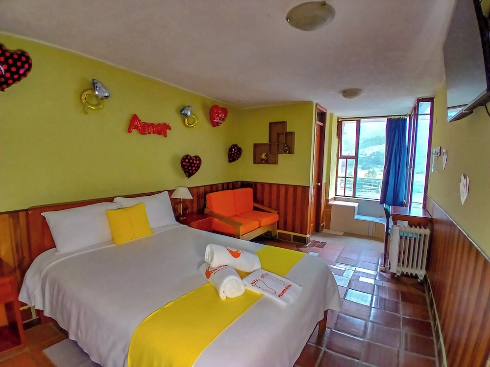 Deluxe Double Room, Private Bathroom, Mountain View