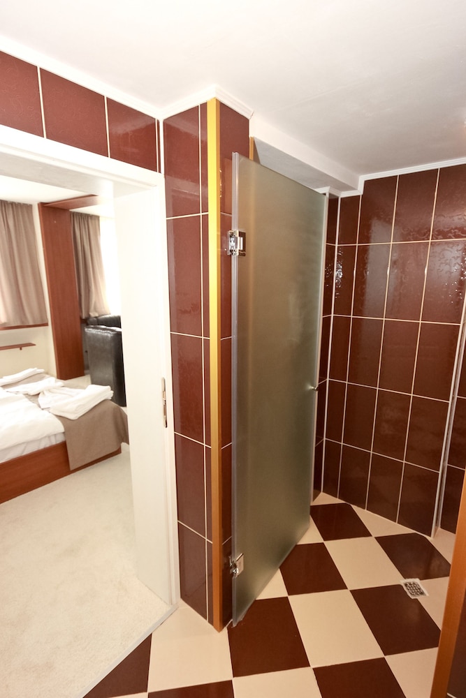 Premium Double Room (Luxury) photo 2