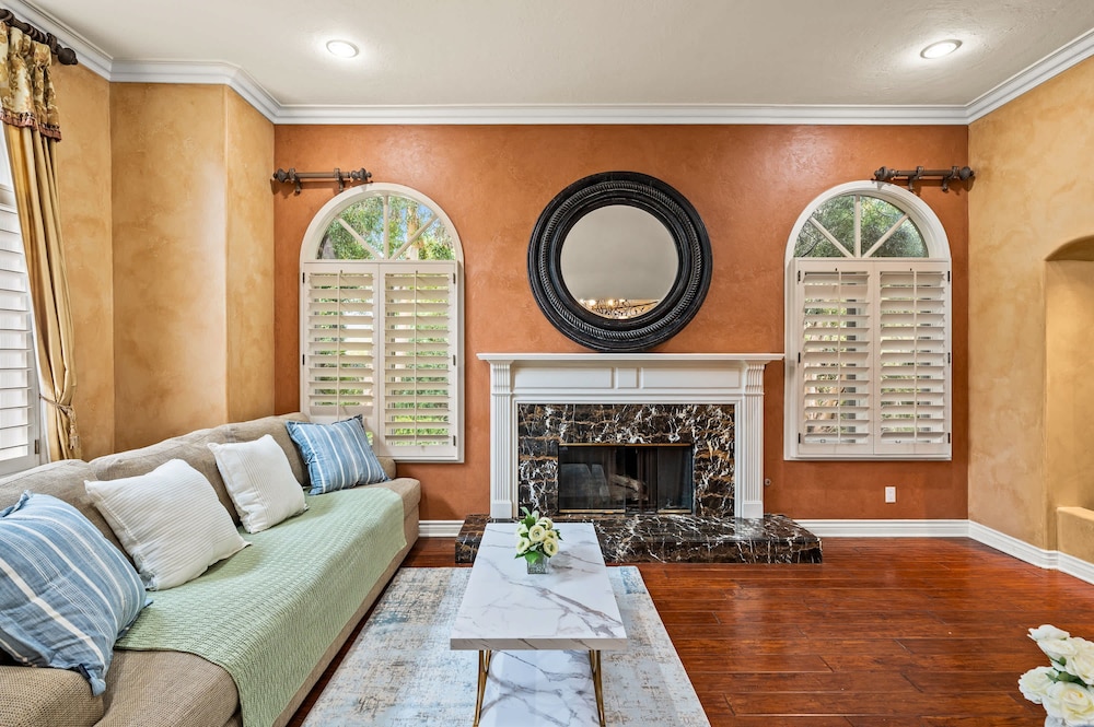 House photo 2