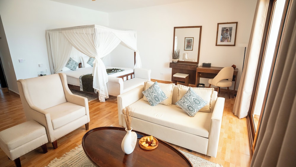 Ocean Suite photo 1