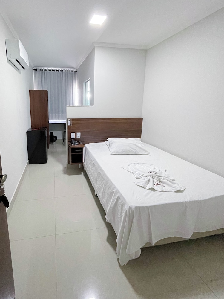 Superior Twin Room photo 3