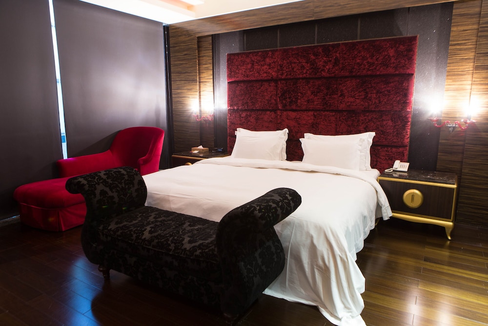 Standard Suite (Check in time starts from 6pm) photo 2