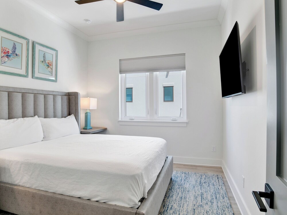 Condo, Multiple Beds, Pool Access, Ocean View (Viviana #11 - No Pets Allowed)