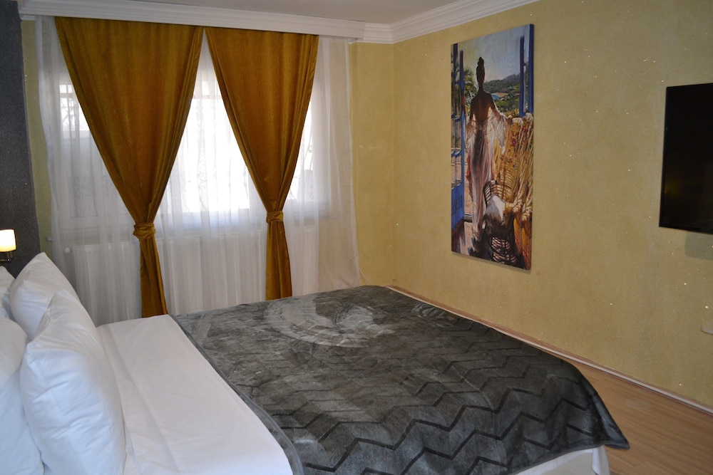Deluxe Studio Suite, 1 Bedroom, Jetted Tub photo 1