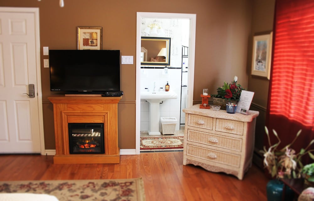 The Master Suite photo 3