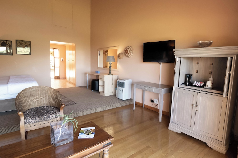 Honeymoon Suite photo 3