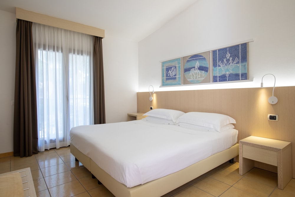 Classic Room, Balcony, Garden View (1st Floor)
