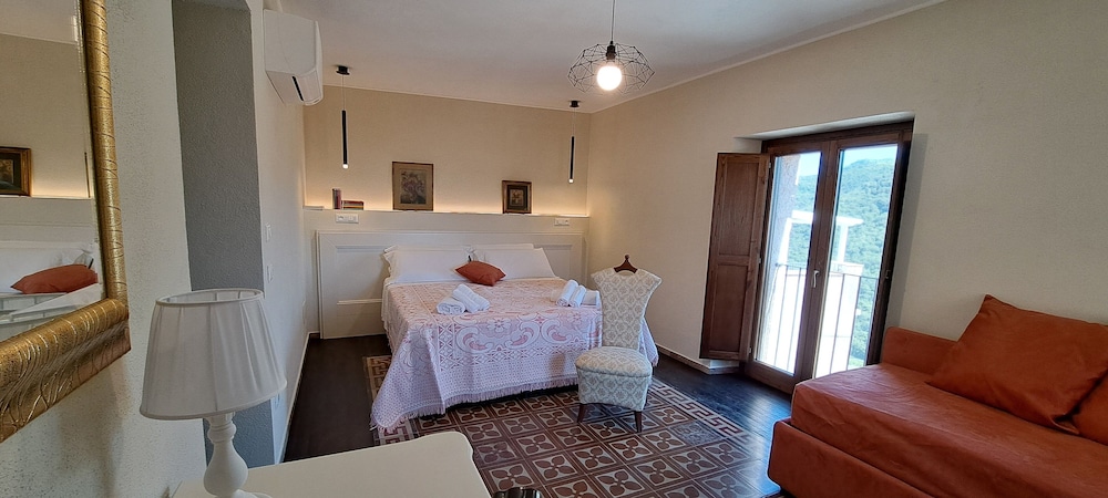 Comfort Triple Room, Sea View