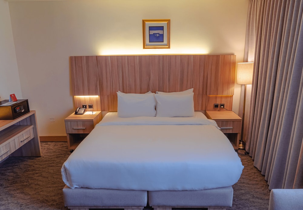 Standard Double Room, 1 King Bed - Photo 5