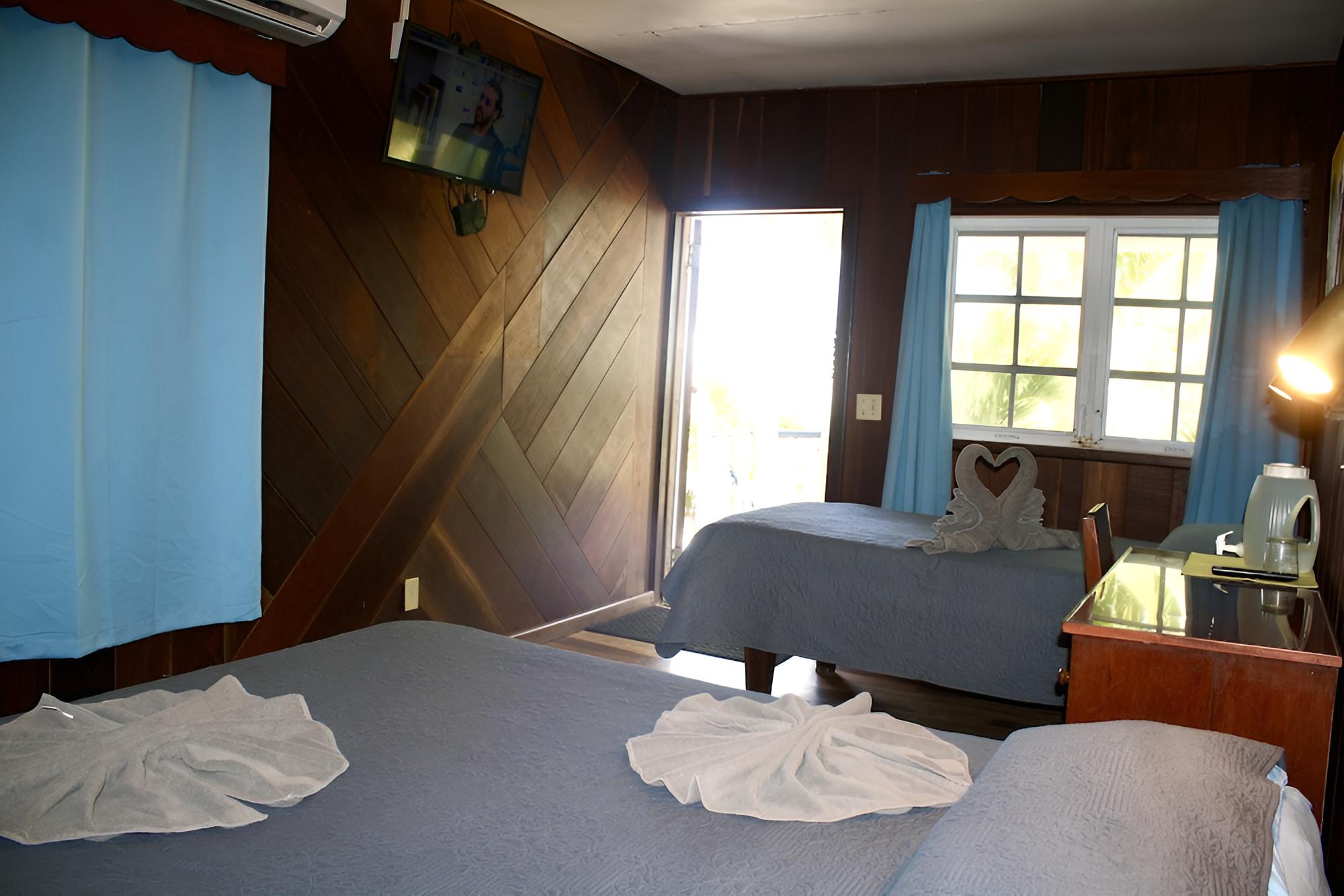 Standard Double Room, Beach View, Beachside (SPHR3) photo 3