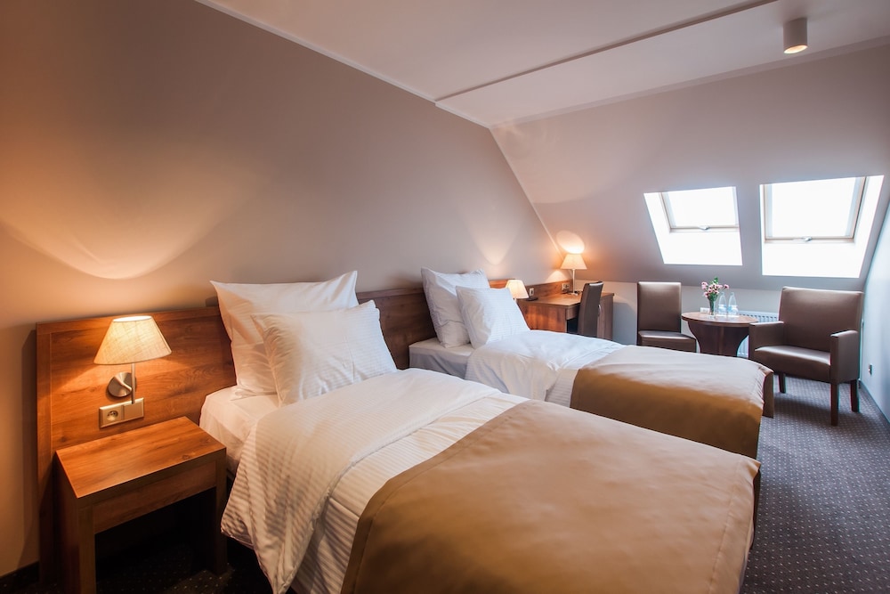 Superior Double or Twin Room photo 2