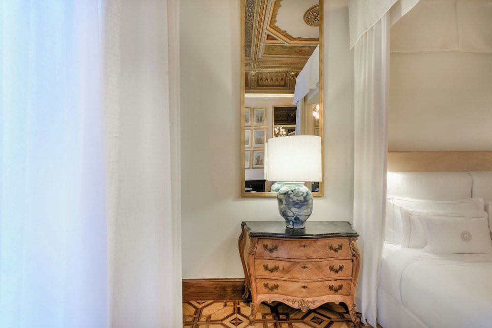 Suite, 1 Bedroom, City View thumbnail 6