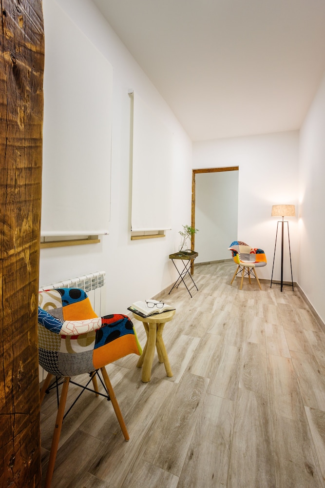 Economy Double Room Single Use, 1 Double Bed photo 2