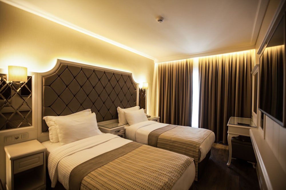 Standard Twin Room photo 3