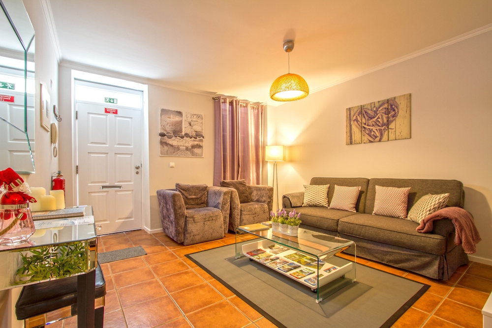 Comfort Townhome, 2 Bedrooms, Beachfront photo 1