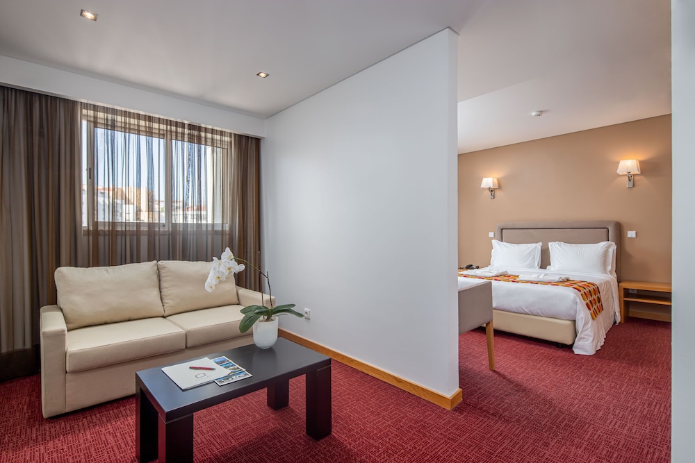 Comfort Suite photo 2