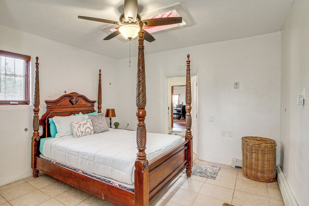 House (2 Bedrooms) photo 1