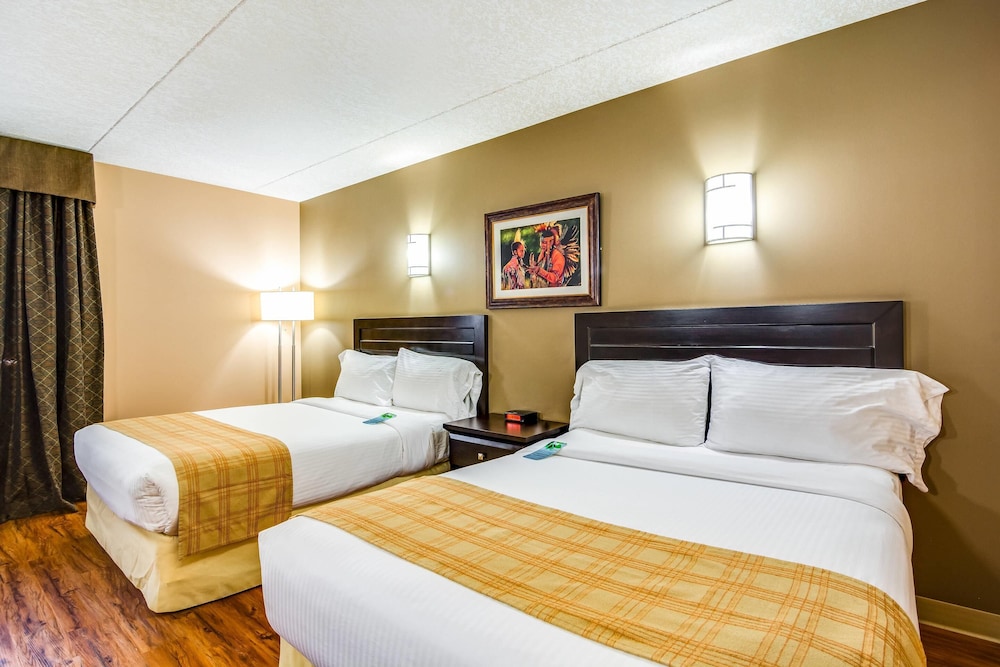 Standard Room, 2 Queen Beds (with Mini Kitchenette)