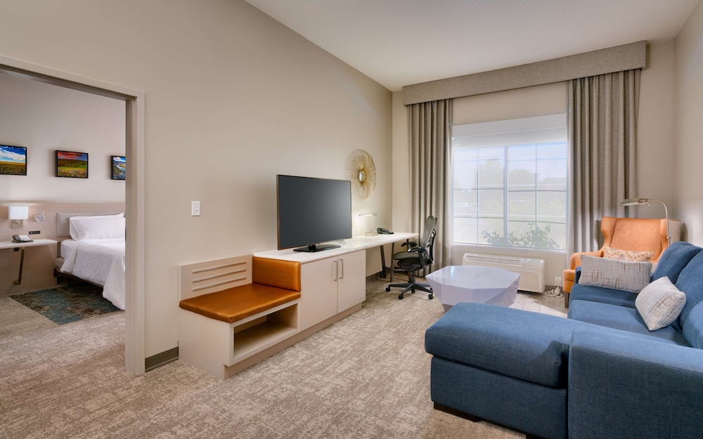 Suite, Accessible - Photo 2