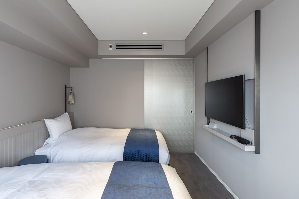Standard Twin Room, Non Smoking - Photo 3