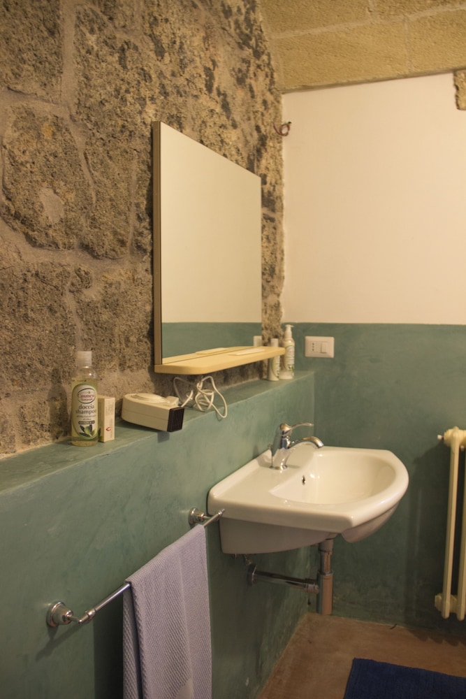 Studio, 1 Bedroom, Kitchenette photo 3