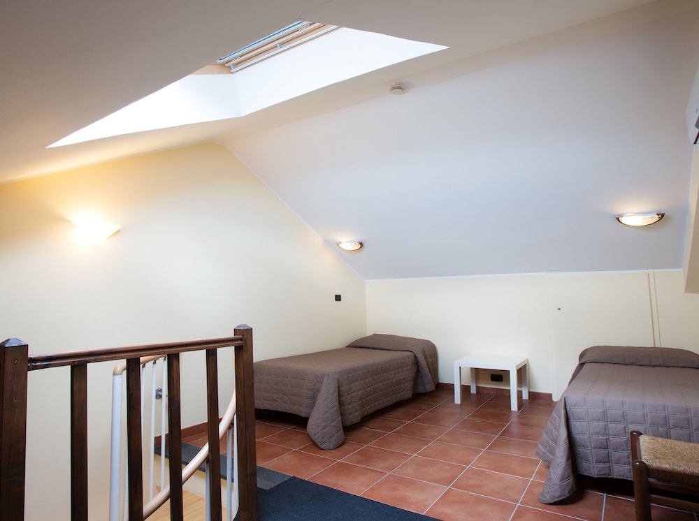 Superior Double Room, 2 Bedrooms, Partial Sea View photo 1