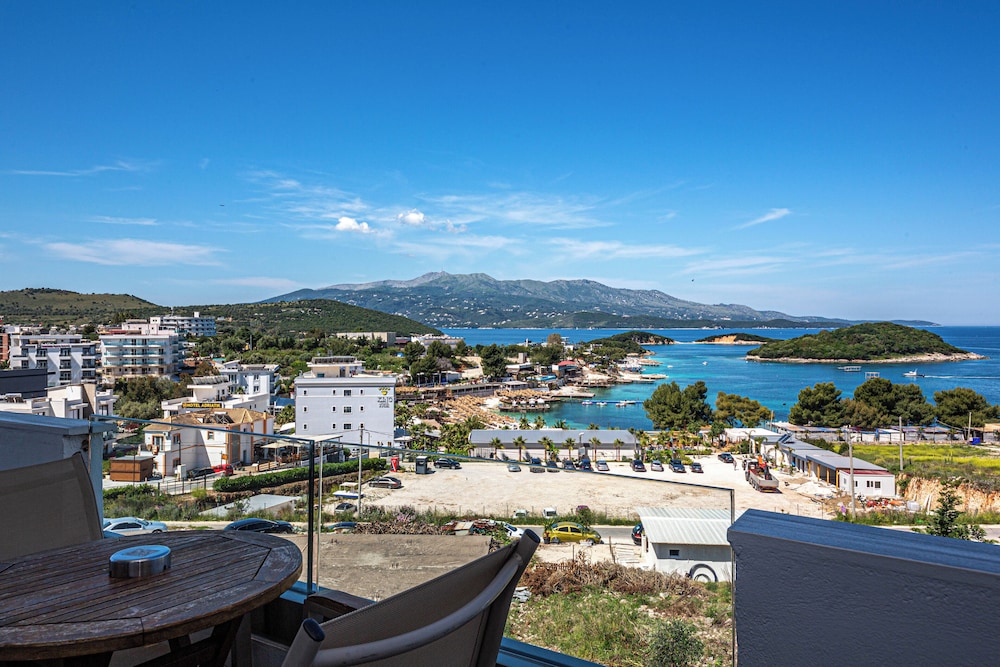 Superior Double Room, Balcony, Sea View photo 3