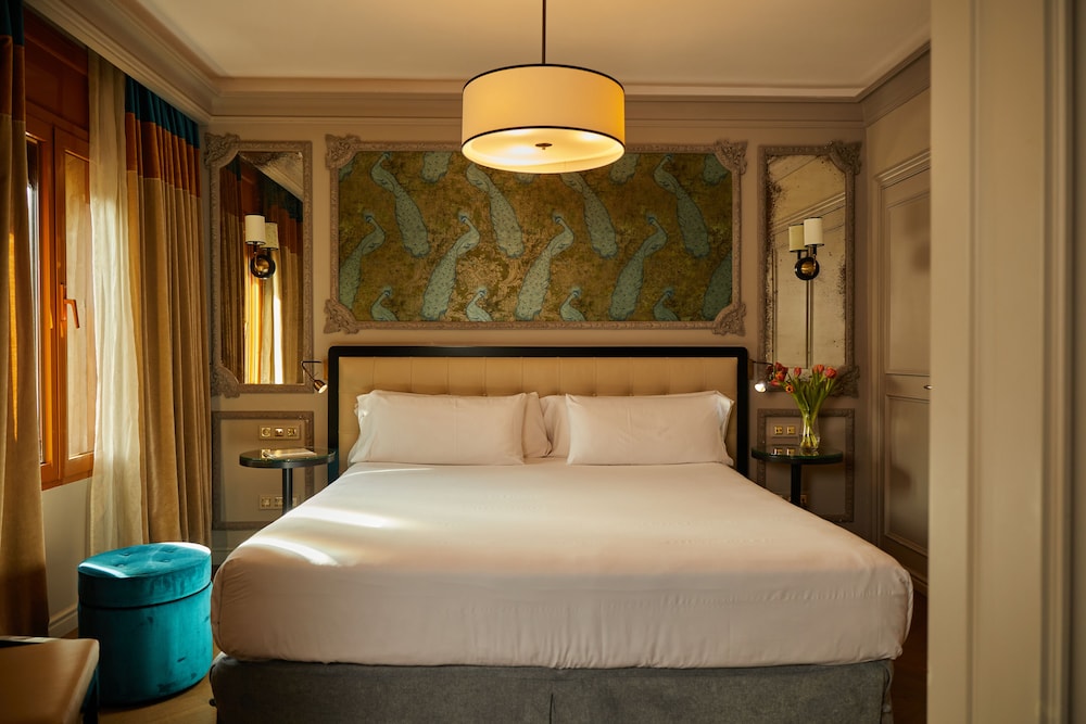 Junior Suite (El Avenida Palace)