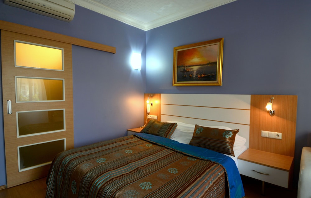 Basic Double or Twin Room photo 3