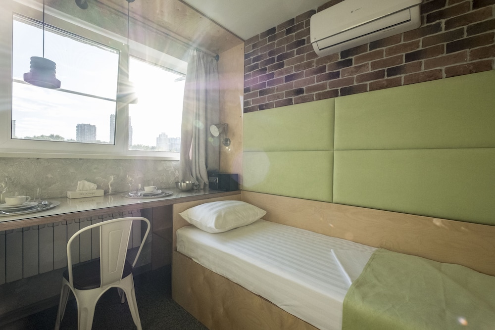 Standard Twin Room photo 1