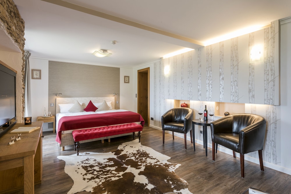 Junior Suite, 1 Bedroom, Lake View - Photo 2