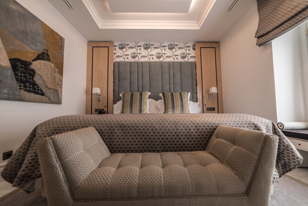 Suite, 1 King Bed (Jerez) - Photo 2