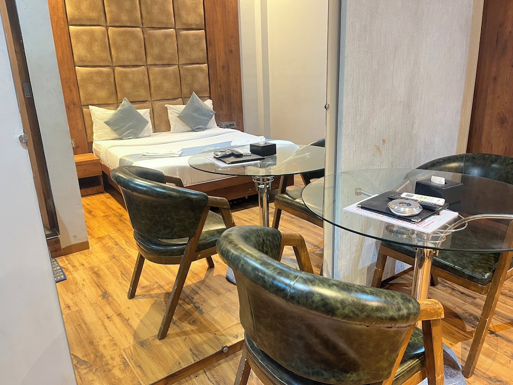 Executive Room photo 3