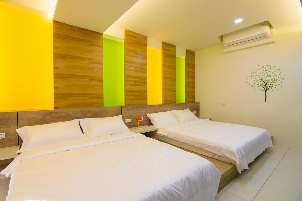 Standard Quadruple Room (201) photo 1