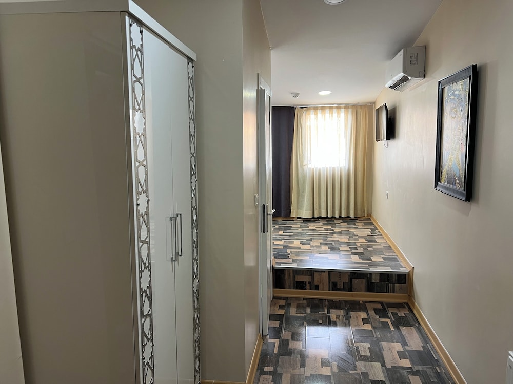 Standard Double Room, 1 King Bed, City View photo 1