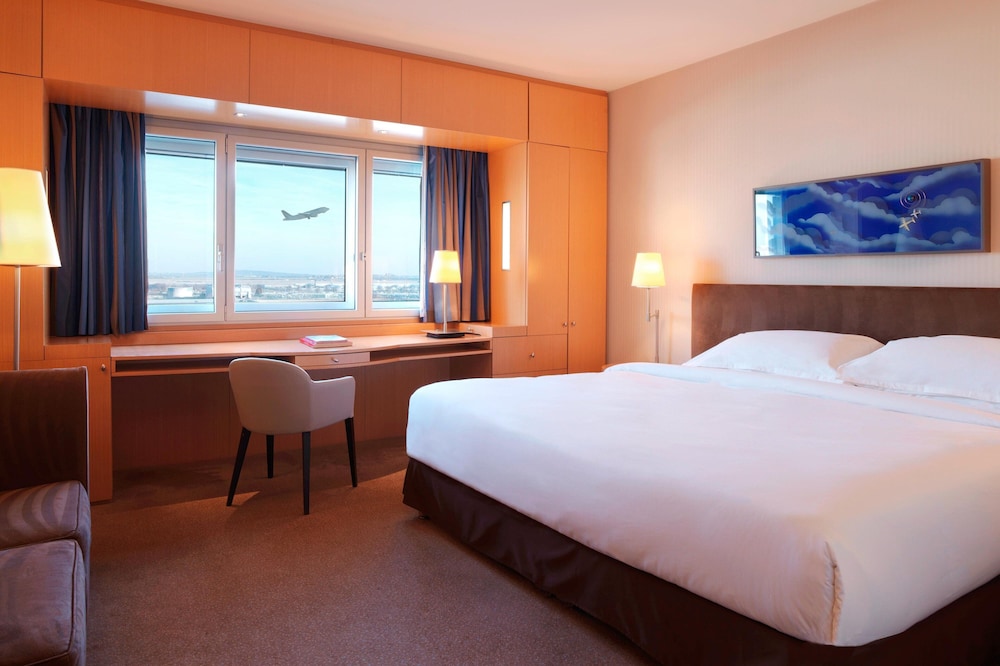 Deluxe Room, 1 Double Bed - Photo 2