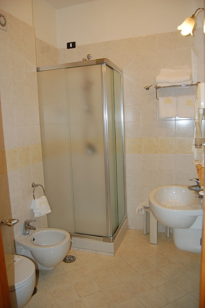 Comfort Quadruple Room photo 2