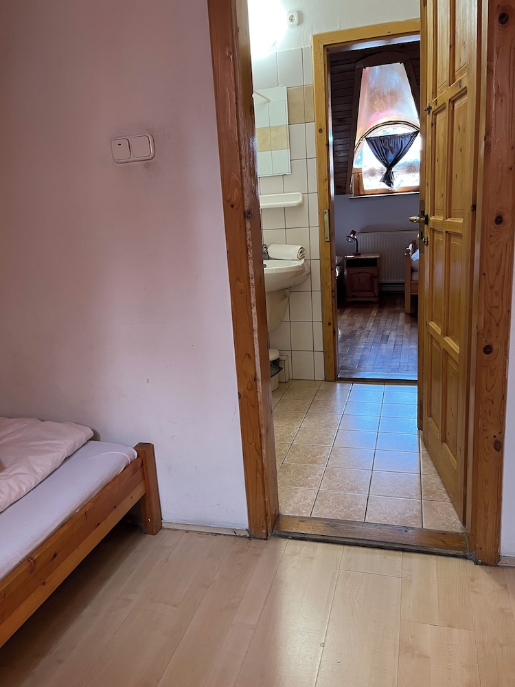 Family Quadruple Room photo 1