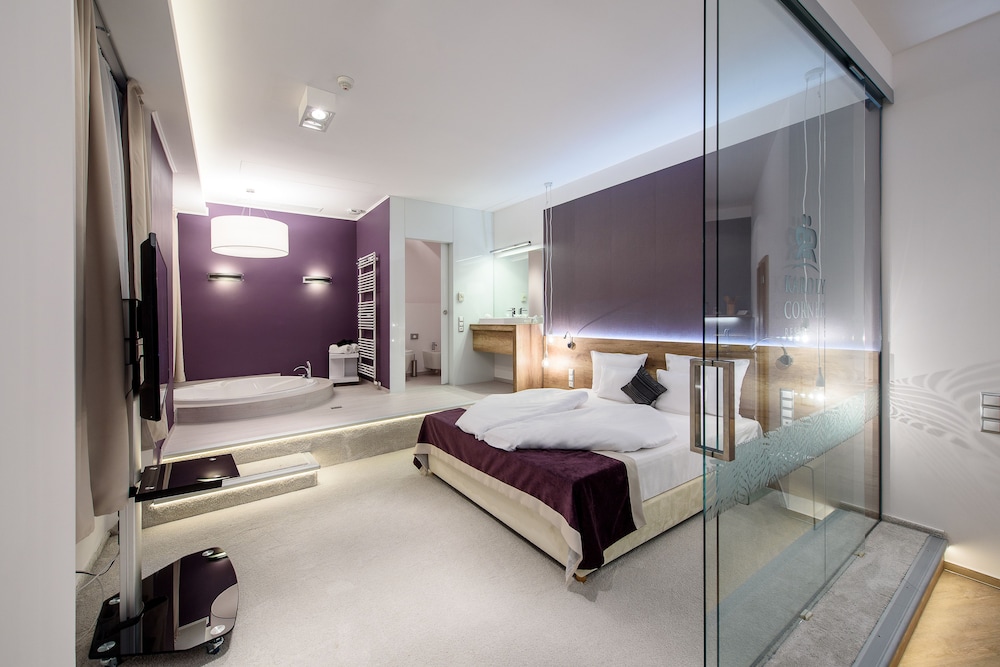 Deluxe Apartment, 1 King Bed, Non Smoking